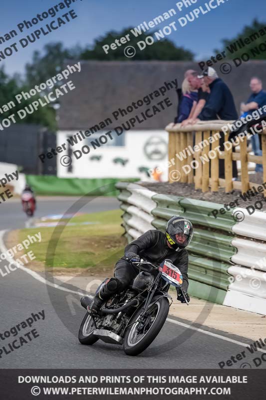 Vintage motorcycle club;eventdigitalimages;mallory park;mallory park trackday photographs;no limits trackdays;peter wileman photography;trackday digital images;trackday photos;vmcc festival 1000 bikes photographs